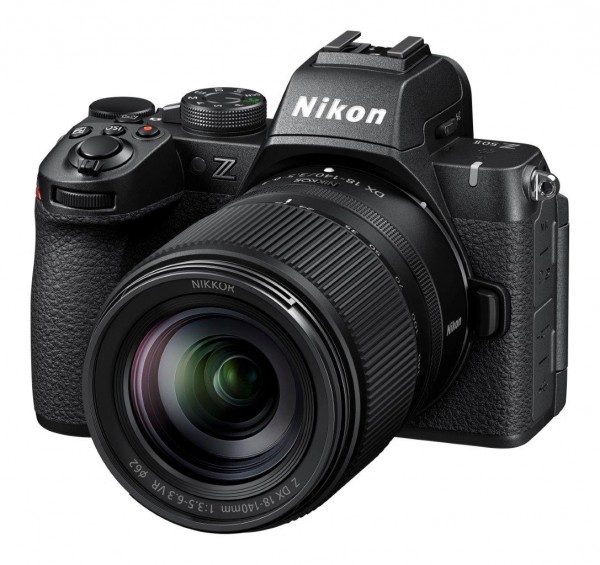 Nikon Z50II Body Set mit 18-140VR